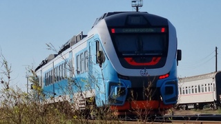 “Феодосия - Симферополь“ - Рельсовый Автобус РА3-041 на станции Владиславовка.