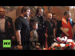 Germany: ’Night Wolves’ lay wreaths at Soviet War Memorial in Berlin