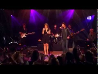 Passage du concert d’Elsa Esnoult dans “Les Mystères de l’Amour“.