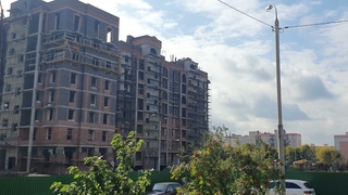 ЖК ВИДНЫЙ ГОРОД. . Рабочих меньше НЕ стало!