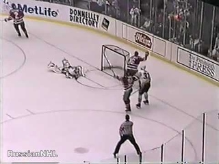 Slava Fetisov’s great assist on Boschman’s goal vs Penguins (22 jan 1991)