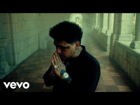 Christian Nodal Aguardiente ( Video