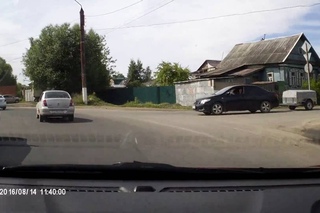 дтп    могло произойти! или тверской козёл В177ОВ69