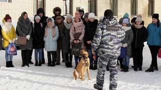 «Студенческий десант». Будущие юристы побывали на экскурсии в шадринской полиции