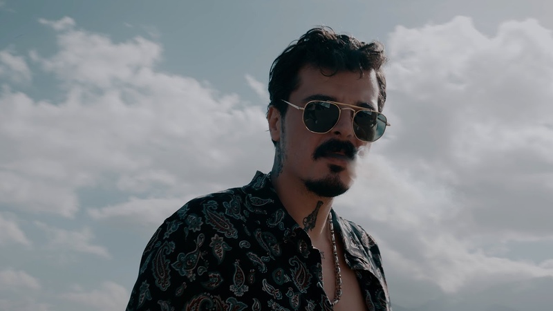 No1 Melis Karaduman Kör ( Official Music Video),