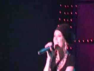 Hilary Duff - Someone’s Watching Over Me [Live]