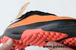 Футбольные сороконожки (многошиповки) Nike Hypervenom (Код товара 0277) видео обзор