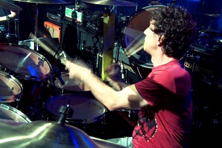 Gavin Harrison & Simon Phillips [Part 1] Guitar Center’s Drum-Off 2010.