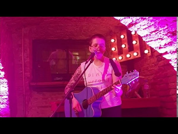 Valerie Warntz REAL MAD ( Live