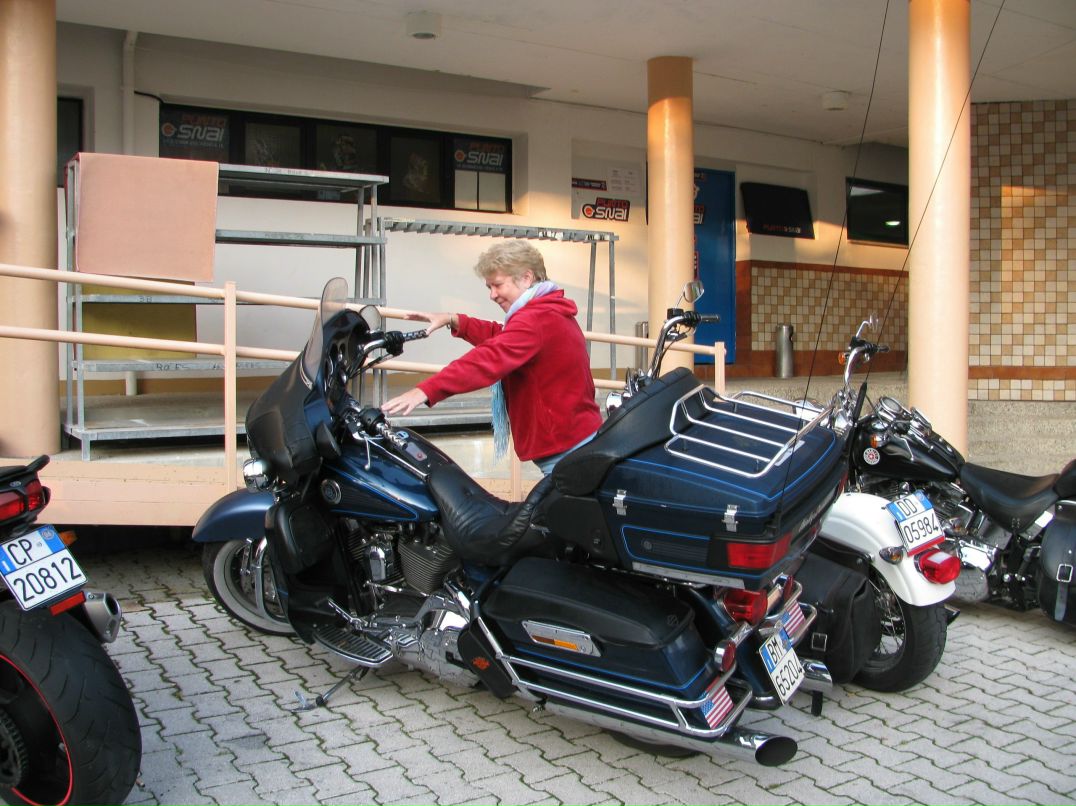 Лена Захарова | Москва