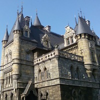 Людмила Петрова