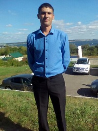 Александр Моисеев