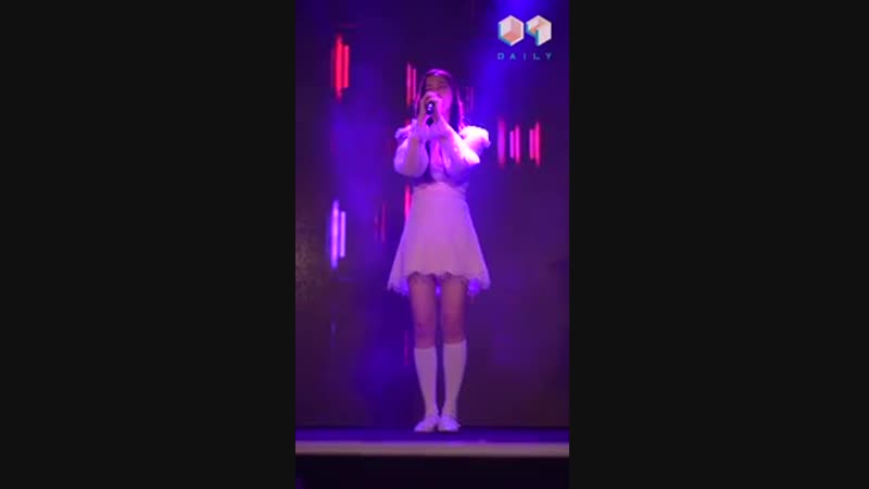 FANCAM GWSN ( Lena) My Everything ( Ariana Grande cover) Alpha King The Sense Mini concert
