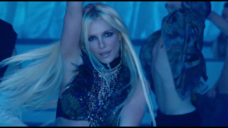 Лика Стар vs. Britney Spears Одинокая