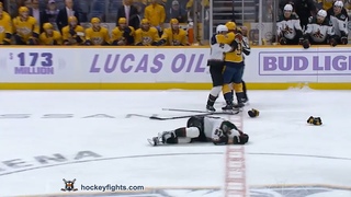 Antoine Roussel vs Mark Borowiecki Nov 13, 2021