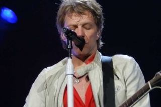 Bon Jovi - Last Man Standing (Live in Sprint Center, Kansas City, USA )