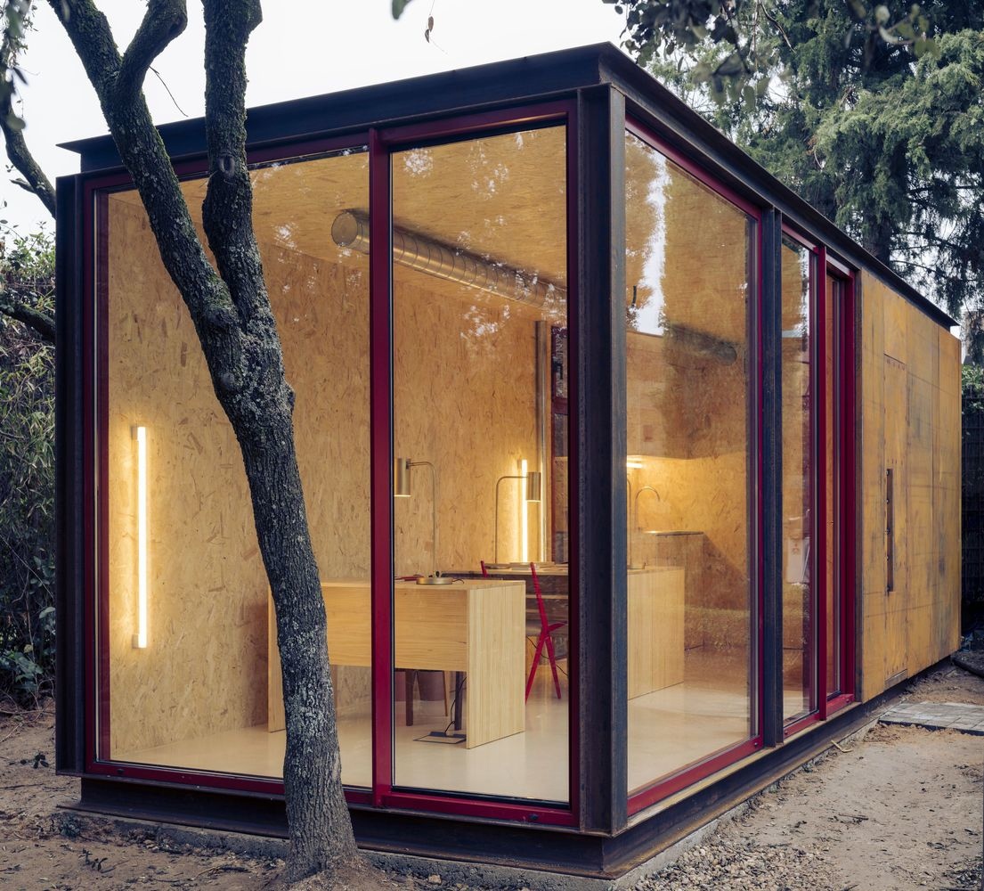 Tiny Office / delavegacanolasso