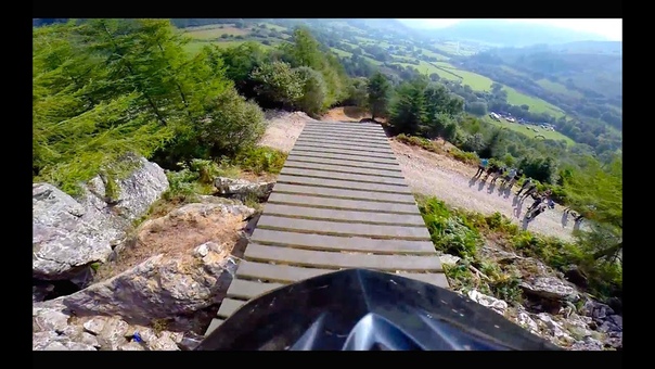 Dan Athertons Intense Downhill MTB Run: Go Pro View, Red Bull